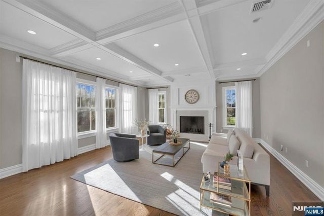106 Koch Lane, Old Tappan, NJ 07675
