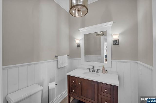 106 Koch Lane, Old Tappan, NJ 07675