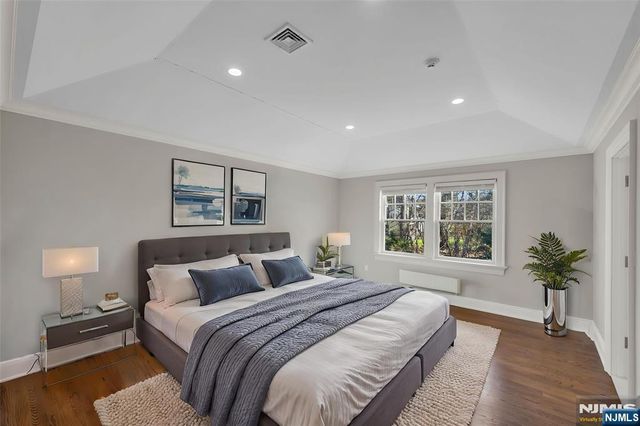 106 Koch Lane, Old Tappan, NJ 07675