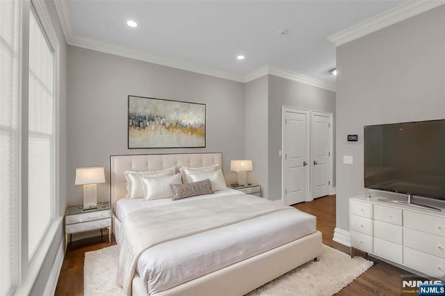 106 Koch Lane, Old Tappan, NJ 07675