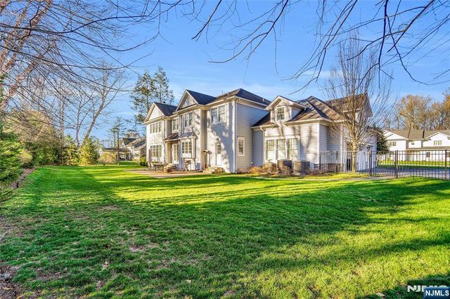 106 Koch Lane, Old Tappan, NJ 07675