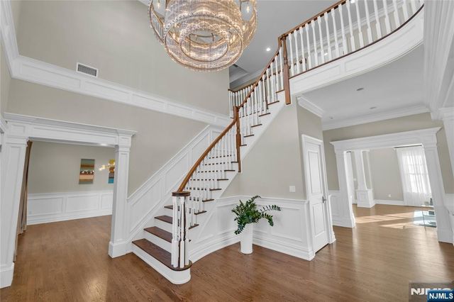 106 Koch Lane, Old Tappan, NJ 07675
