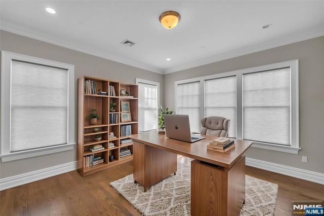 106 Koch Lane, Old Tappan, NJ 07675