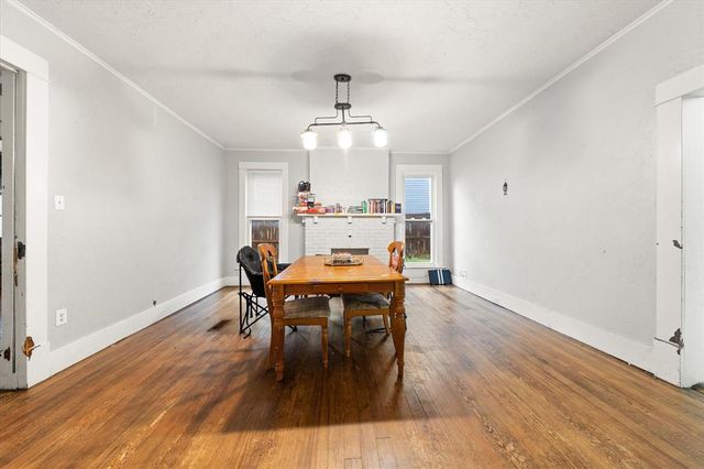 1005 E Noble Avenue, Guthrie, OK 73044