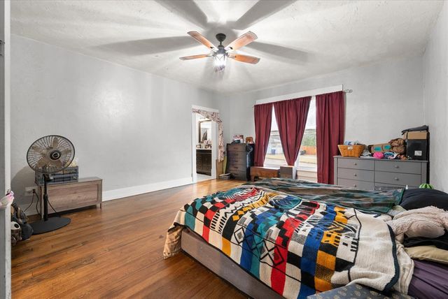 1005 E Noble Avenue, Guthrie, OK 73044