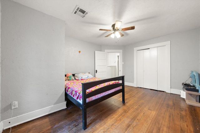 1005 E Noble Avenue, Guthrie, OK 73044