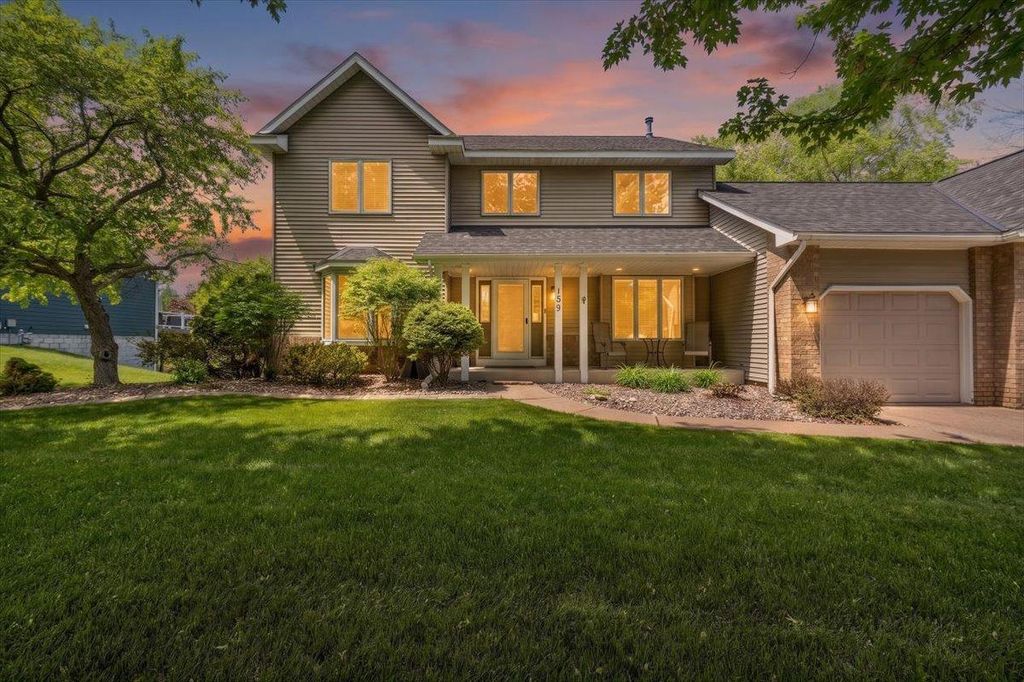 139 Ridge Way, Mahtomedi, MN 55115 — exterior