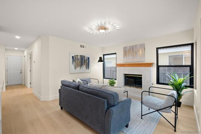 11579 Lorirae Pl, San Diego, CA 92126