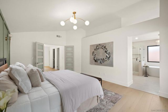 11579 Lorirae Pl, San Diego, CA 92126