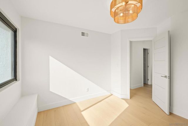 11579 Lorirae Pl, San Diego, CA 92126