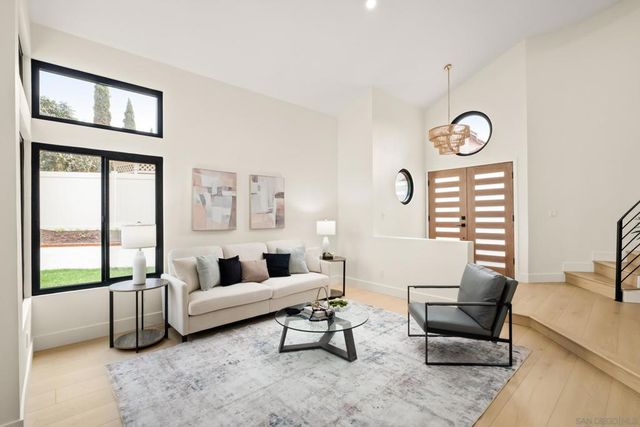 11579 Lorirae Pl, San Diego, CA 92126