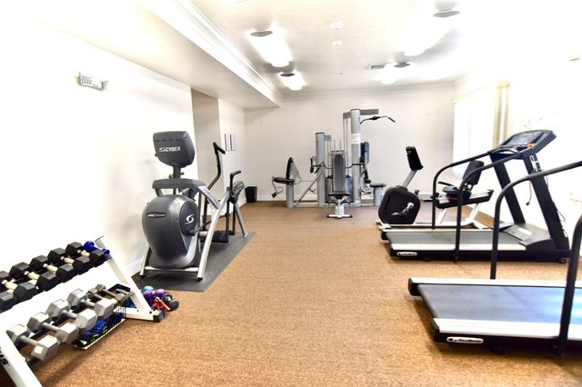 1 Lenox Street 209, Norwood, MA 02062