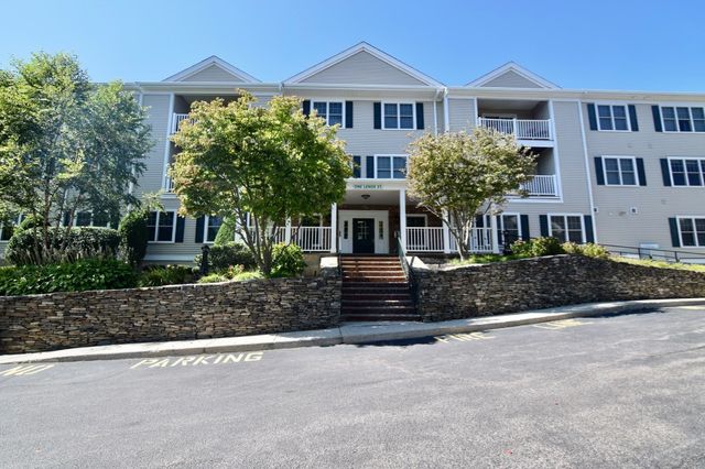 1 Lenox Street 209, Norwood, MA 02062