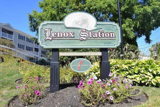 1 Lenox Street 209, Norwood, MA 02062