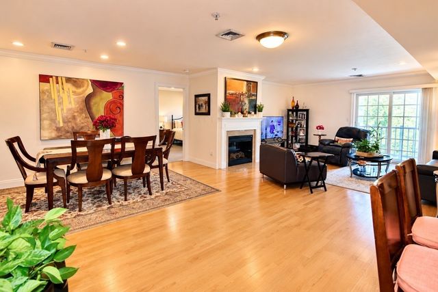 1 Lenox Street 209, Norwood, MA 02062