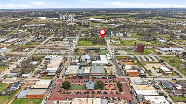 212 E Walnut Street, Celina, TX 75009