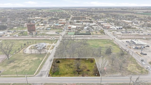 212 E Walnut Street, Celina, TX 75009