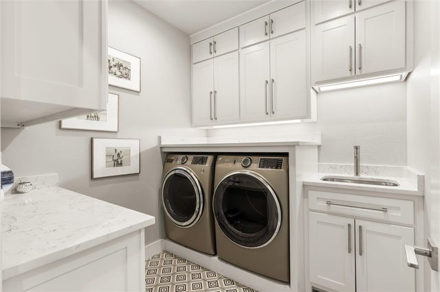 497 Honey Creek Road, Eureka Springs, AR 72631