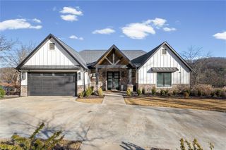 497 Honey Creek Road, Eureka Springs, AR 72631