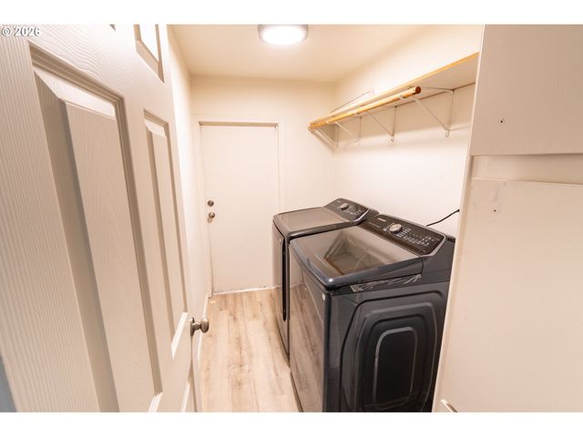 13900 Se HIGHWAY 212 186, Clackamas, OR 97015