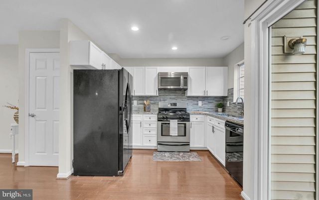 14197 AUTUMN CIR, Centreville, VA 20121