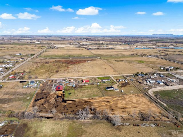 20371 Red Top Rd, Caldwell, ID 83607