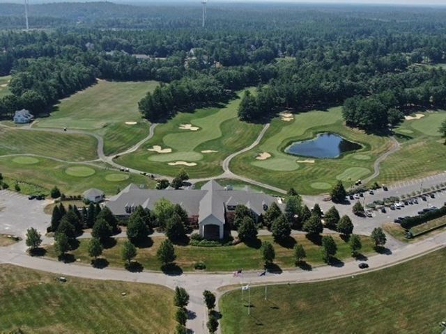 342 Country Club Way, Kingston, MA 02364