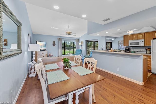5890 Trailwinds DR 522, Fort Myers, FL 33907