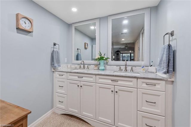5890 Trailwinds DR 522, Fort Myers, FL 33907