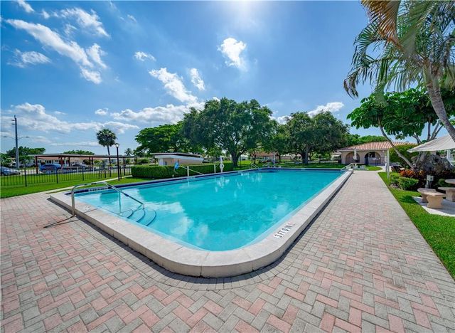 4401 NW 47th Street, Tamarac, FL 33319