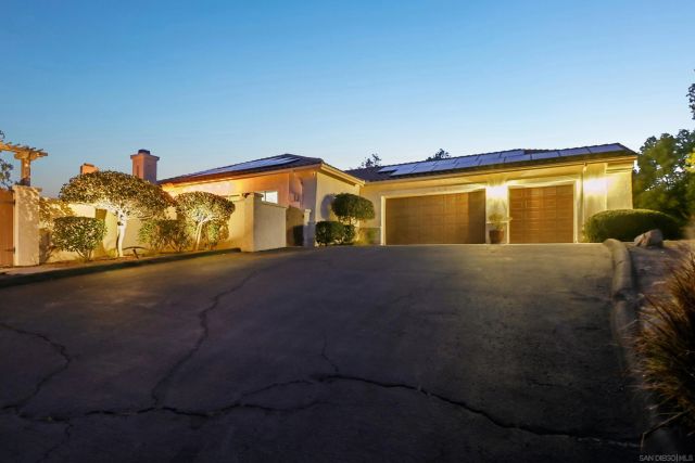 2167 Collomia Ct., Alpine, CA 91901