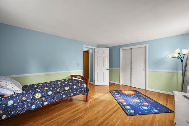 171 Pine Grove Dr, Pittsfield, MA 01201