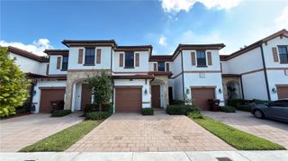 10337 W 34th Ln 10337, Hialeah, FL 33018