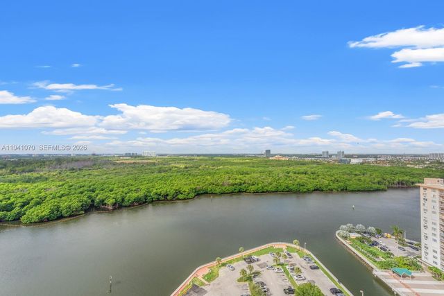 500 Bayview Drive Ph21, Sunny Isles Beach, FL 33160