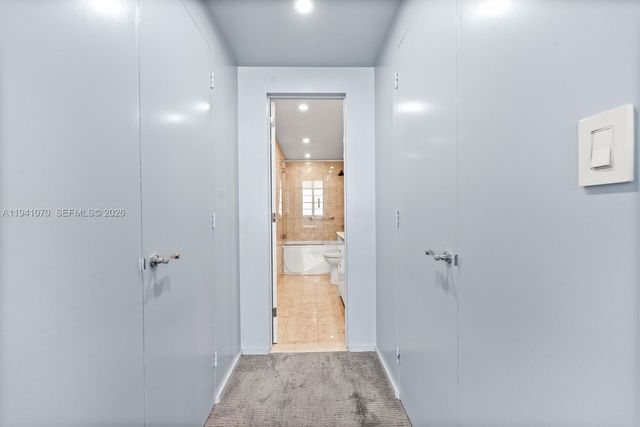 500 Bayview Drive Ph21, Sunny Isles Beach, FL 33160