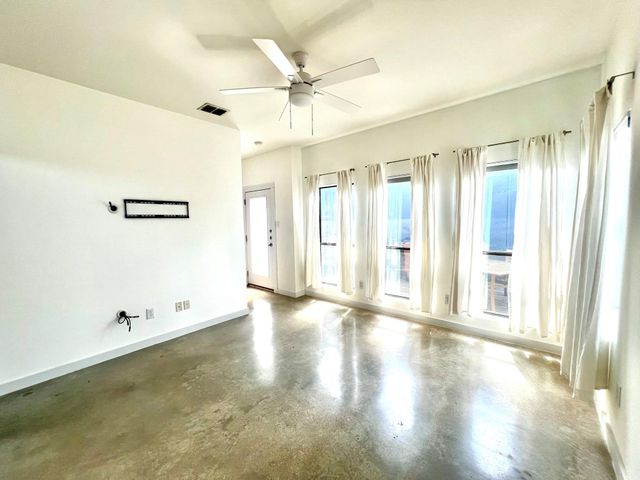 5900 Toscana Ave, Austin, TX 78724