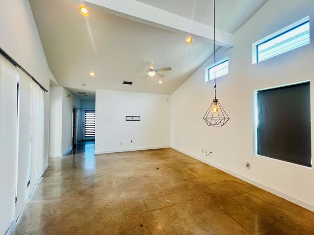 5900 Toscana Ave, Austin, TX 78724