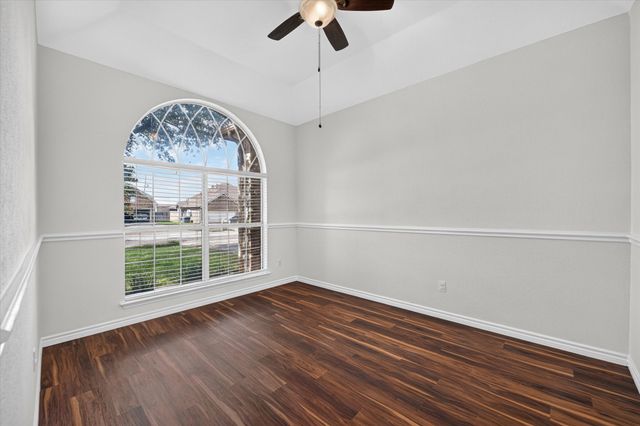 6740 Old Mill Court, North Richland Hills, TX 76182