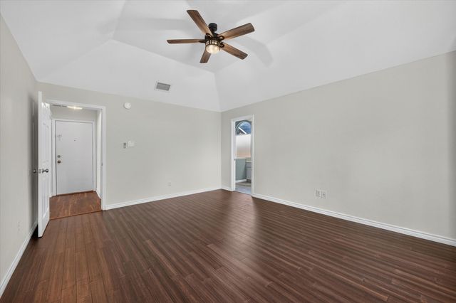 6740 Old Mill Court, North Richland Hills, TX 76182