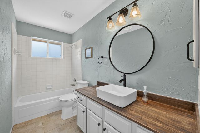 6740 Old Mill Court, North Richland Hills, TX 76182