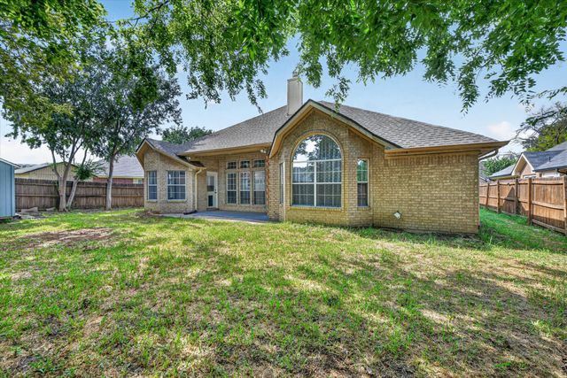 6740 Old Mill Court, North Richland Hills, TX 76182