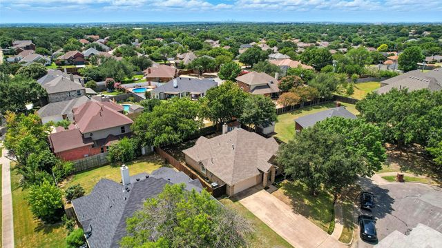 6740 Old Mill Court, North Richland Hills, TX 76182