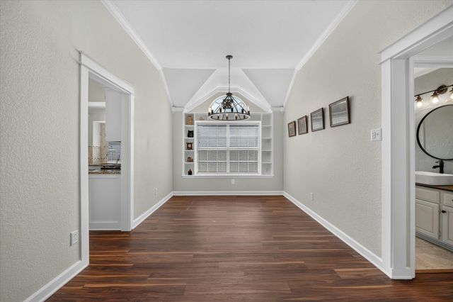 6740 Old Mill Court, North Richland Hills, TX 76182