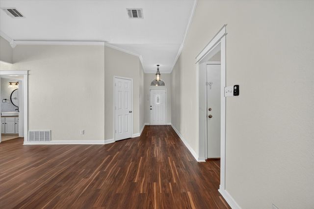 6740 Old Mill Court, North Richland Hills, TX 76182