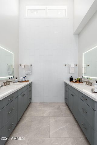 3120 E SAN JUAN Avenue, Phoenix, AZ 85016