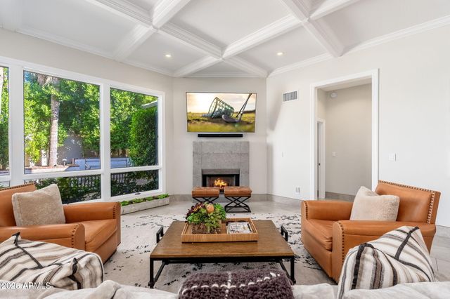 3120 E SAN JUAN Avenue, Phoenix, AZ 85016