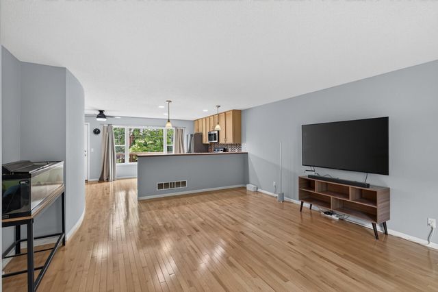 1807 3rd Street NE, Minneapolis, MN 55418