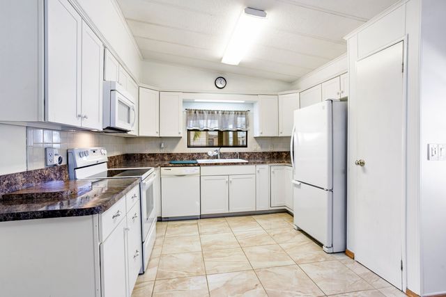 48014 Jaruco Bay, Boynton Beach, FL 33436