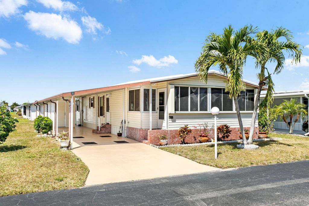 48014 Jaruco Bay, Boynton Beach, FL 33436