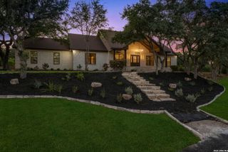 130 Spring Hill Dr, Boerne, TX 78006